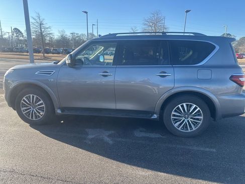Used 2021 Nissan Armada SL w/ Captain's Chairs Package image 6