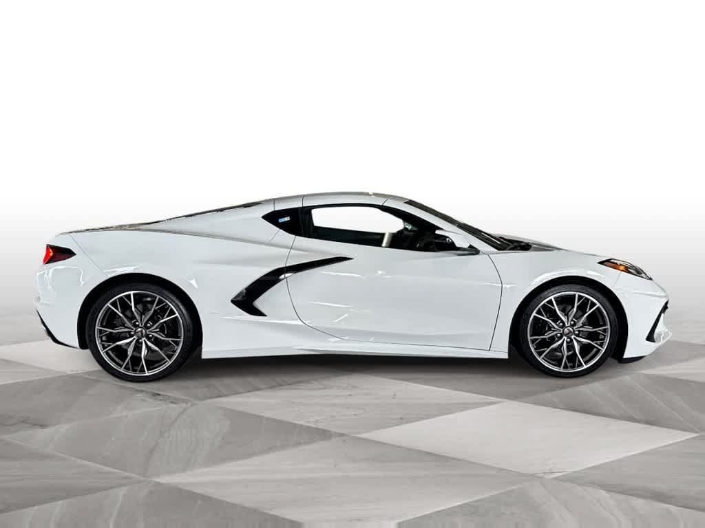 Used 2026 Chevrolet Corvette Stingray Coupe w/ Battery Protection Package RWD image 9