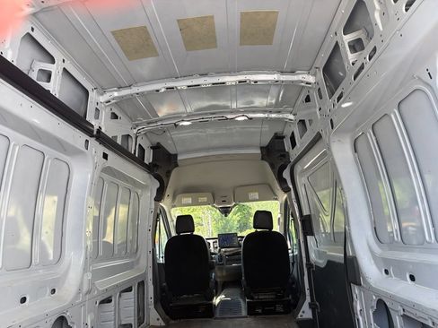 Used 2022 Ford Transit 350 148 High Roof AWD image 6