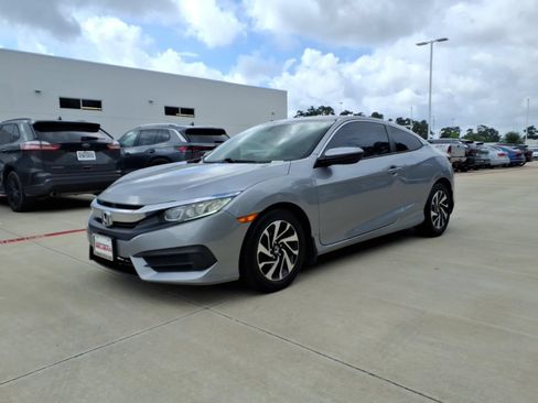 Used 2018 Honda Civic LX-P image 2