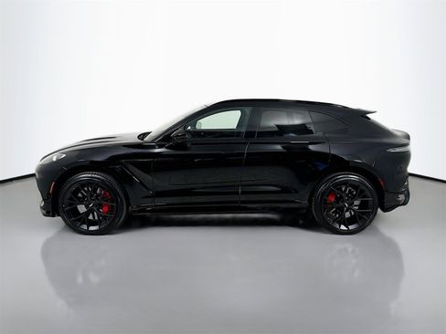 Used 2025 Aston Martin DBX 707 image 4