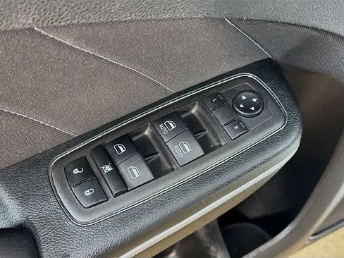 Used 2023 Dodge Charger GT image 18