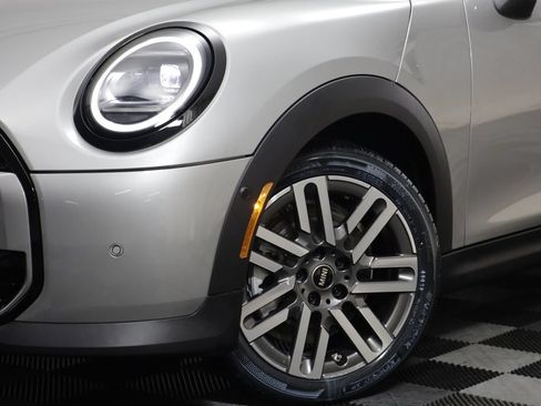 New 2026 MINI Cooper 2-Door Hardtop FWD image 4