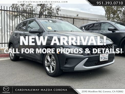 Used 2023 Hyundai Kona SEL AWD/4WD image 1