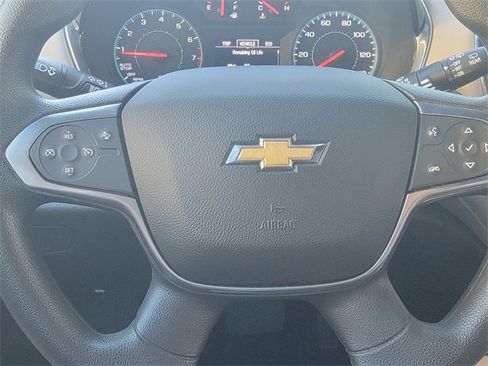 Certified 2023 Chevrolet Traverse LS image 34