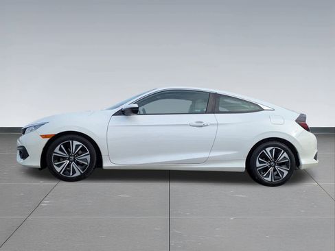 Certified 2018 Honda Civic EX-L image 3