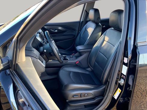 Used 2024 GMC Terrain SLT AWD/4WD image 8