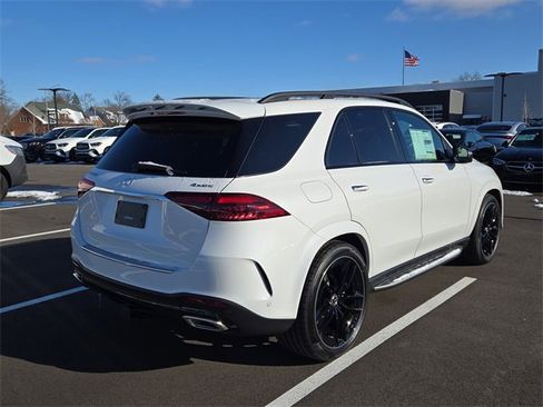 New 2026 Mercedes-Benz GLE 580 4MATIC image 3