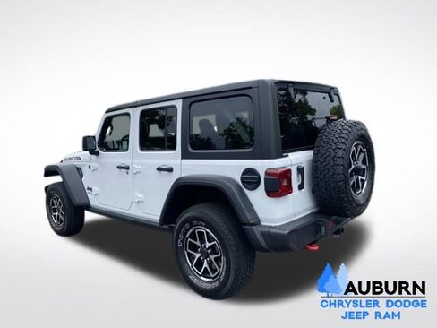 Used 2024 Jeep Wrangler Unlimited Rubicon AWD/4WD image 5