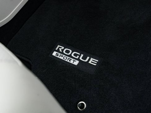 Used 2022 Nissan Rogue Sport SL w/ Premium Package image 29