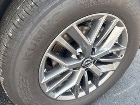 Certified 2025 Nissan Rogue S image 14