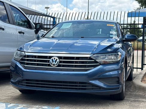 Used 2019 Volkswagen Jetta S w/ Driver Assistance Package FWD image 1