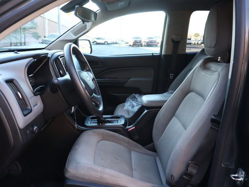 Used 2016 Chevrolet Colorado W/T w/ WT Convenience Package image 8