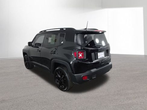 Used 2023 Jeep Renegade Altitude w/ Sun/Sound Group image 38