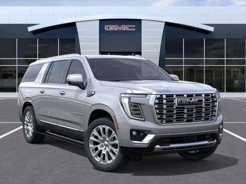 New 2026 GMC Yukon XL Denali w/ Sun & Power Step Package image 7