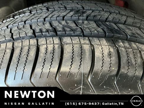 Used 2013 Chevrolet Avalanche LS w/ All-Star Edition RWD image 45