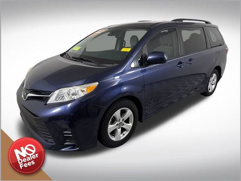 Used 2018 Toyota Sienna LE FWD image 8