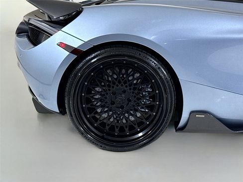 Used 2019 McLaren 720S image 38