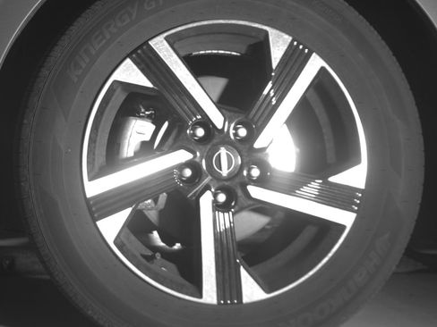 Used 2025 Nissan Sentra SV FWD image 12