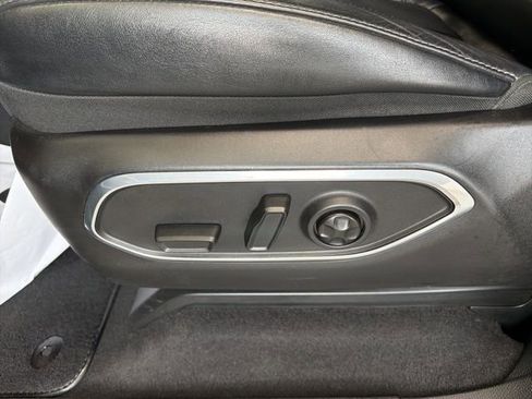 Used 2024 Jeep Wagoneer Series II w/ Flexible Seating Group image 22