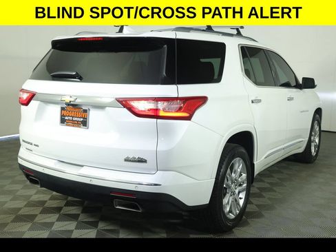 Used 2021 Chevrolet Traverse High Country AWD/4WD image 9