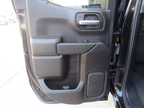 Used 2020 Chevrolet Silverado 1500 LT w/ Trailering Package image 17