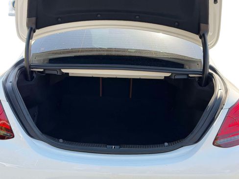 Used 2019 Mercedes-Benz C 300 4MATIC Sedan image 10