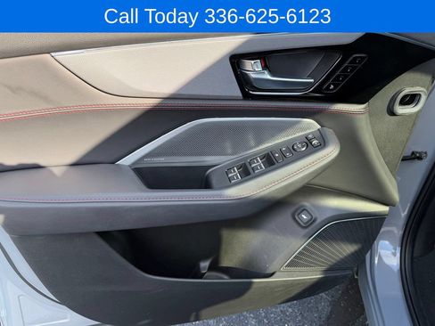 Used 2025 Acura MDX A-Spec AWD/4WD image 19
