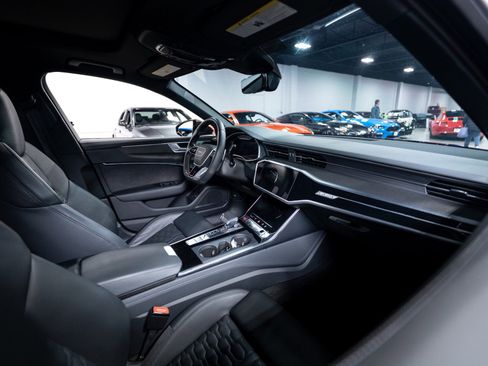 Used 2023 Audi RS 6 image 35