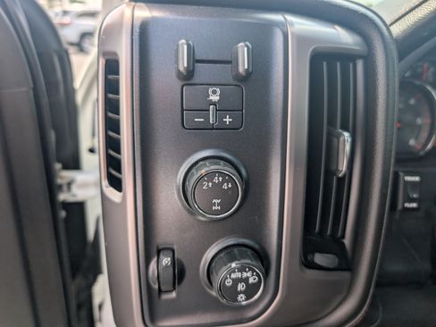 Used 2016 GMC Sierra 2500 SLT w/ All-Terrain HD Package AWD/4WD image 14