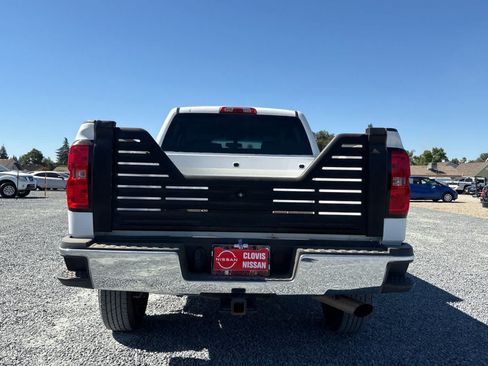 Used 2015 Chevrolet Silverado 2500 LT RWD image 8
