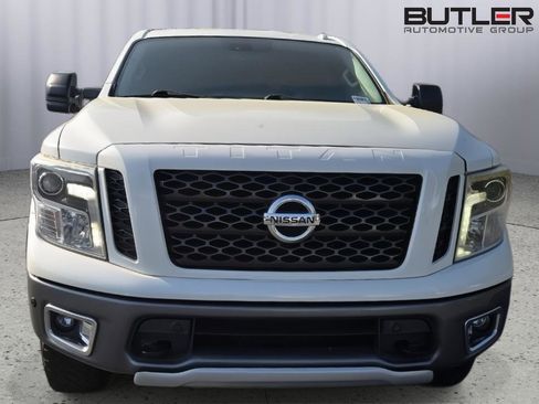 Used 2017 Nissan Titan PRO-4X image 2