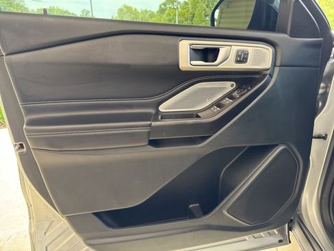 Used 2020 Ford Explorer ST w/ ST Street Pack AWD/4WD image 14