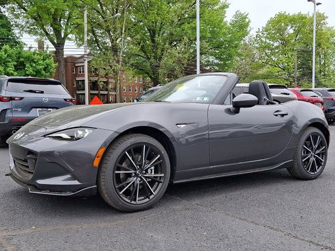 New 2026 MAZDA MX-5 Miata Grand Touring w/ Appearance Package RWD image 3