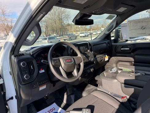 New 2025 GMC Sierra 3500 Pro w/ Convenience Package image 10