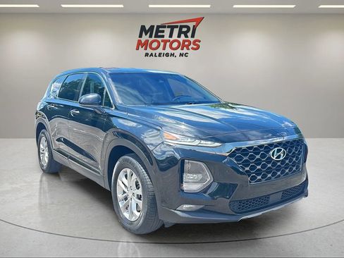 Used 2019 Hyundai Santa Fe SEL image 3