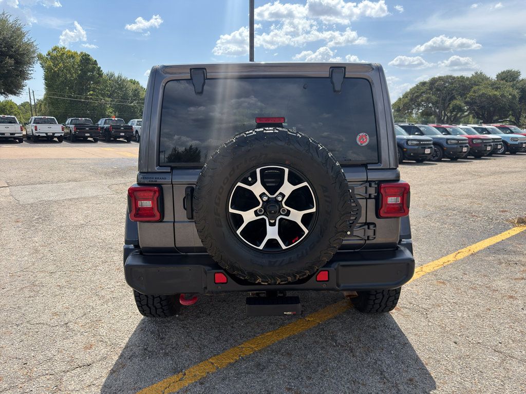 Used 2021 Jeep Wrangler Unlimited Rubicon AWD/4WD image 6