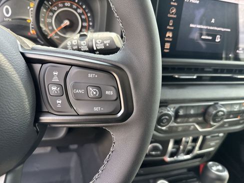 New 2025 Jeep Wrangler Sport S image 25