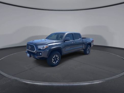 Certified 2019 Toyota Tacoma TRD Off-Road w/ Technology Package AWD/4WD image 5