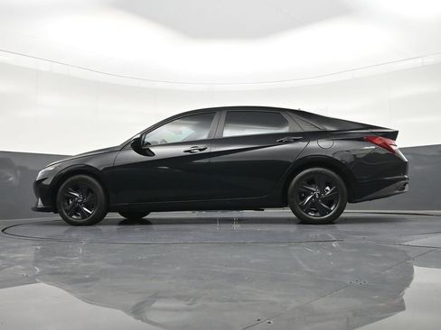 Used 2023 Hyundai Elantra SEL FWD image 31