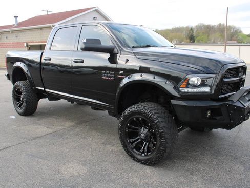 Used 2016 RAM 2500 Laramie w/ Sport Appearance Group image 7