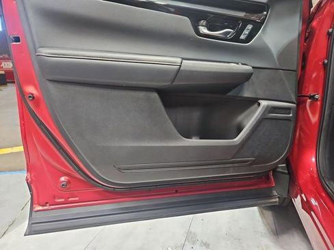 Used 2025 Honda CR-V Sport Touring image 11