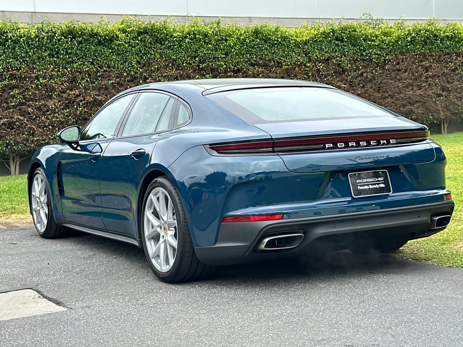 Certified 2026 Porsche Panamera 4 AWD/4WD image 3