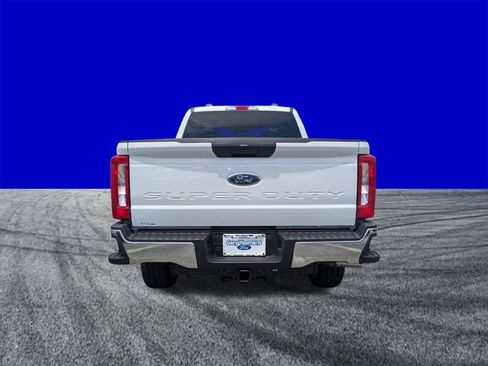 Certified 2026 Ford F250 XLT w/ FX4 Off-Road Package AWD/4WD image 5