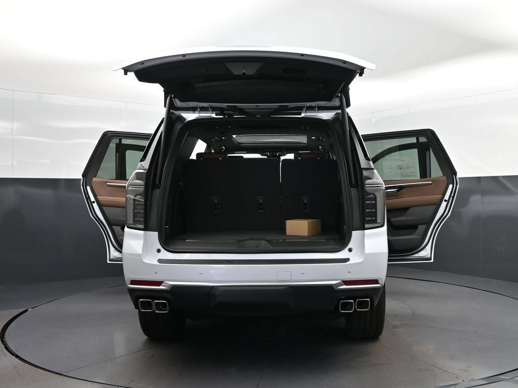 New 2026 Chevrolet Tahoe High Country AWD/4WD image 52