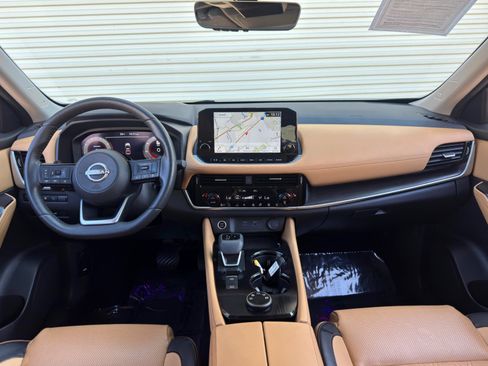 Used 2023 Nissan Rogue Platinum w/ Platinum Premium Package AWD/4WD image 11