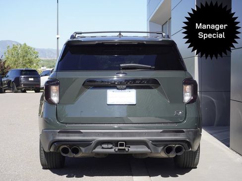 Used 2022 Ford Explorer ST AWD/4WD image 6