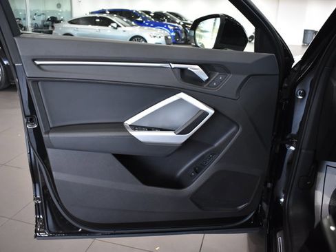 Used 2022 Audi Q3 2.0T Premium image 27