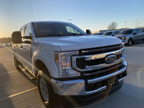 Used 2021 Ford F250 XL w/ STX Appearance Package image 3