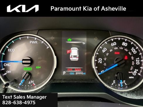 Used 2021 Toyota RAV4 XLE Premium AWD/4WD image 8